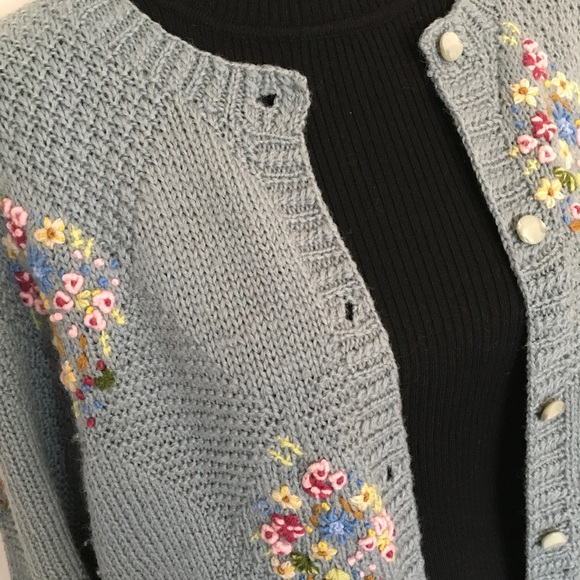 Vintage 100% wool 3d embroidery cardigan - Picture 4 of 6